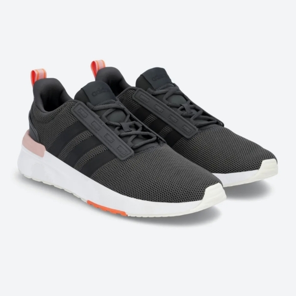 adidas Shoes - 🆕️ NWT 🆕️ adidas Racer TR21 Lace Up Sneaker